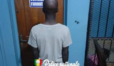 il active sa caméra pour la filmer dans des positions compromettantes – ACTUSEN