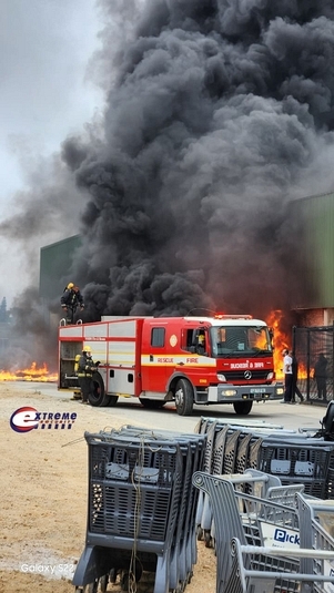 Massive fire at GQ retail park sees trolleys go up in flames