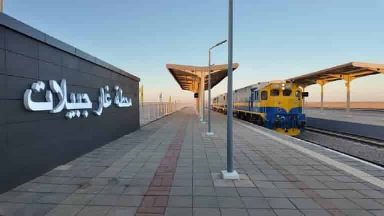 L&rsquo;Algérie relie Tindouf à la Méditerranée par train
