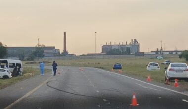 Six people shot dead on Meyerton road, 18 injured as taxi heading to Lesotho attacked