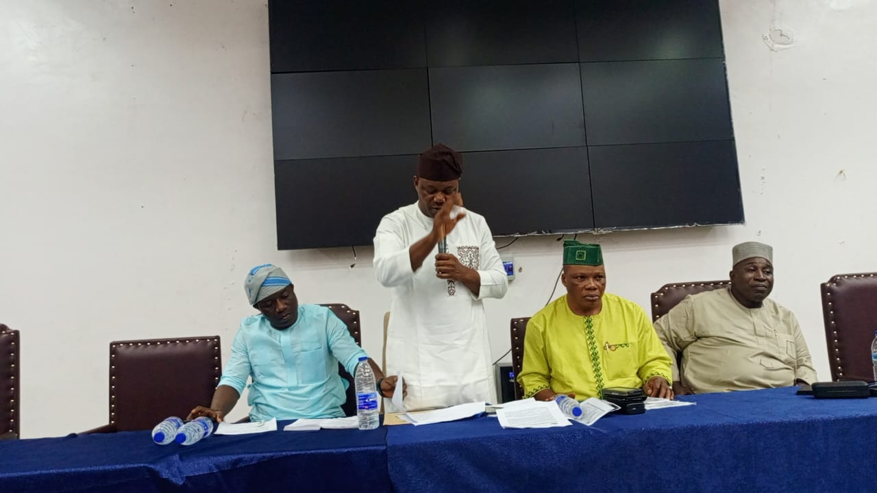 Lagos Assembly orders immediate halt to Makoko demolitions amid protests against govt's actions