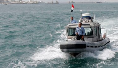 Somali pirates hijack oil tanker off Yemen in latest attack