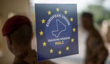 Ertüchtigungsmaßnahmen unter geopolitischem Druck: Die EU bewertet ihre GSVP-Missionen in Mali