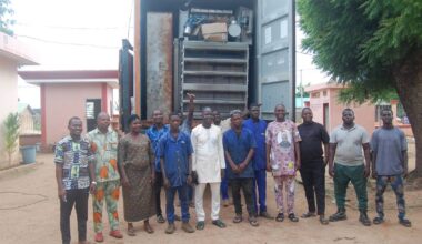 Pro Dogbo: Backofen und Elektromaterial vom Niederrhein für Benin