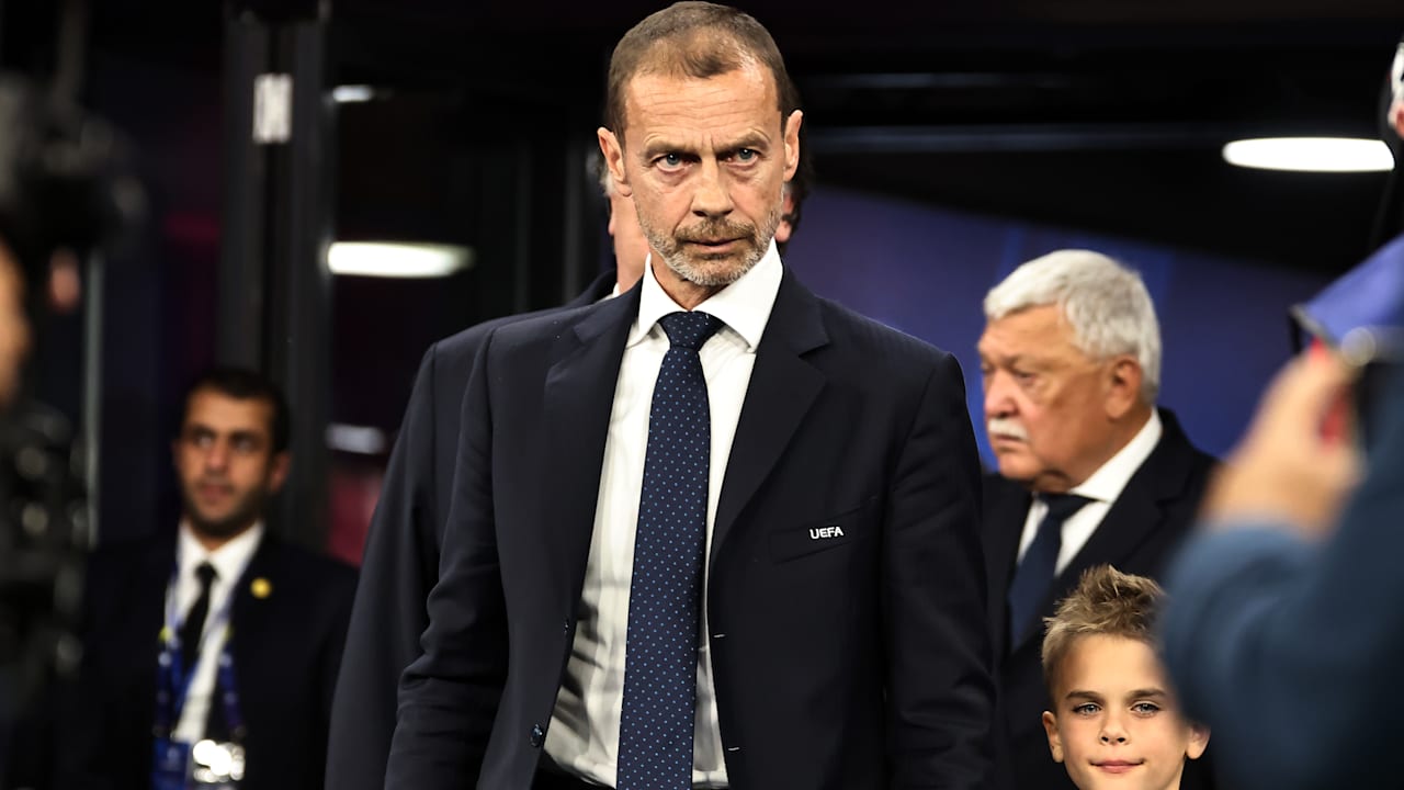 WM 2026: WM-Zwerge schießen gegen Uefa-Boss Ceferin! | Sport