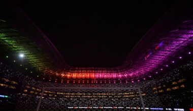 Das Estadio BBVA in Monterrey erstrahlt in einem beeindruckenden Farbenspektakel aus bunten Scheinwerfern, die moderne Arena ist einer der Austragungsorte der FIFA Fußball-Weltmeisterschaft 2026 in Me