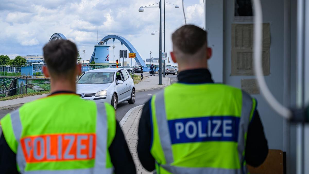 Schleuserkriminalität: Ermittlern gelingt Schlag gegen Schleuser