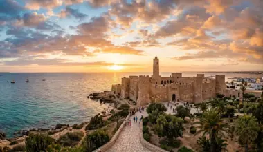 Ribat of Monastir mit Türmen und Höfen