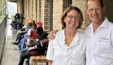 Uedem: Ärztepaar hält Vortrag über Grauen Star in Ruanda