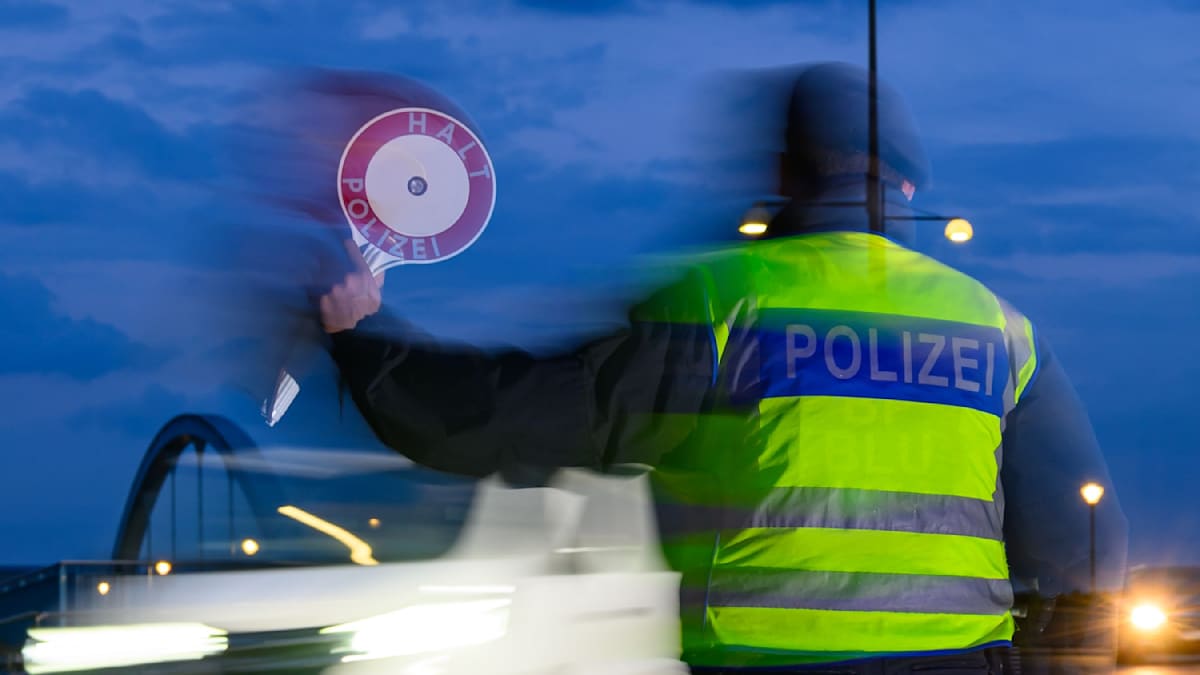 Bericht: Deutschland und vier EU-Staaten verhandeln offenbar über Abschiebezentren in Ruanda