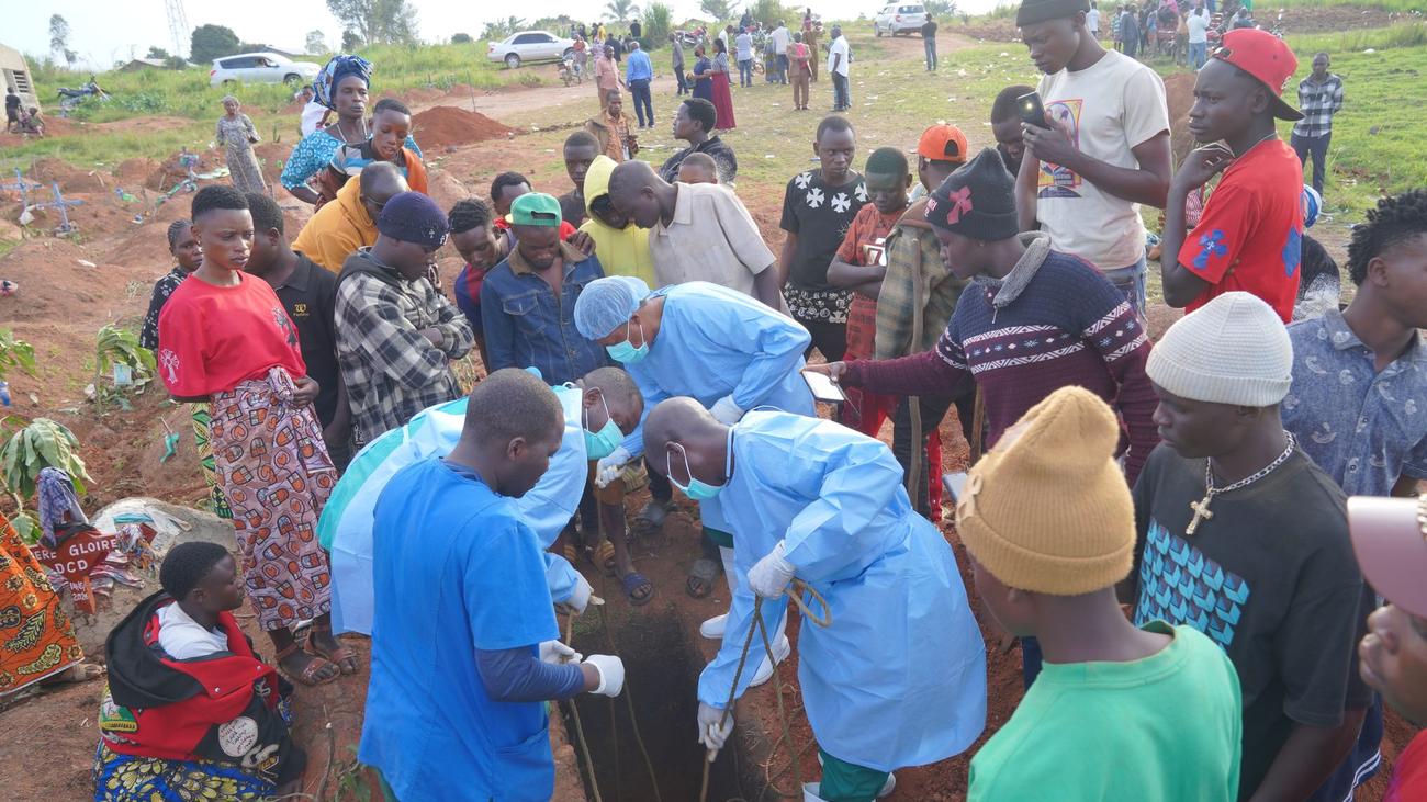 Ebola im Kongo: Trauer, Trauma, Stigma - Ebola-Waisen im Kongo
