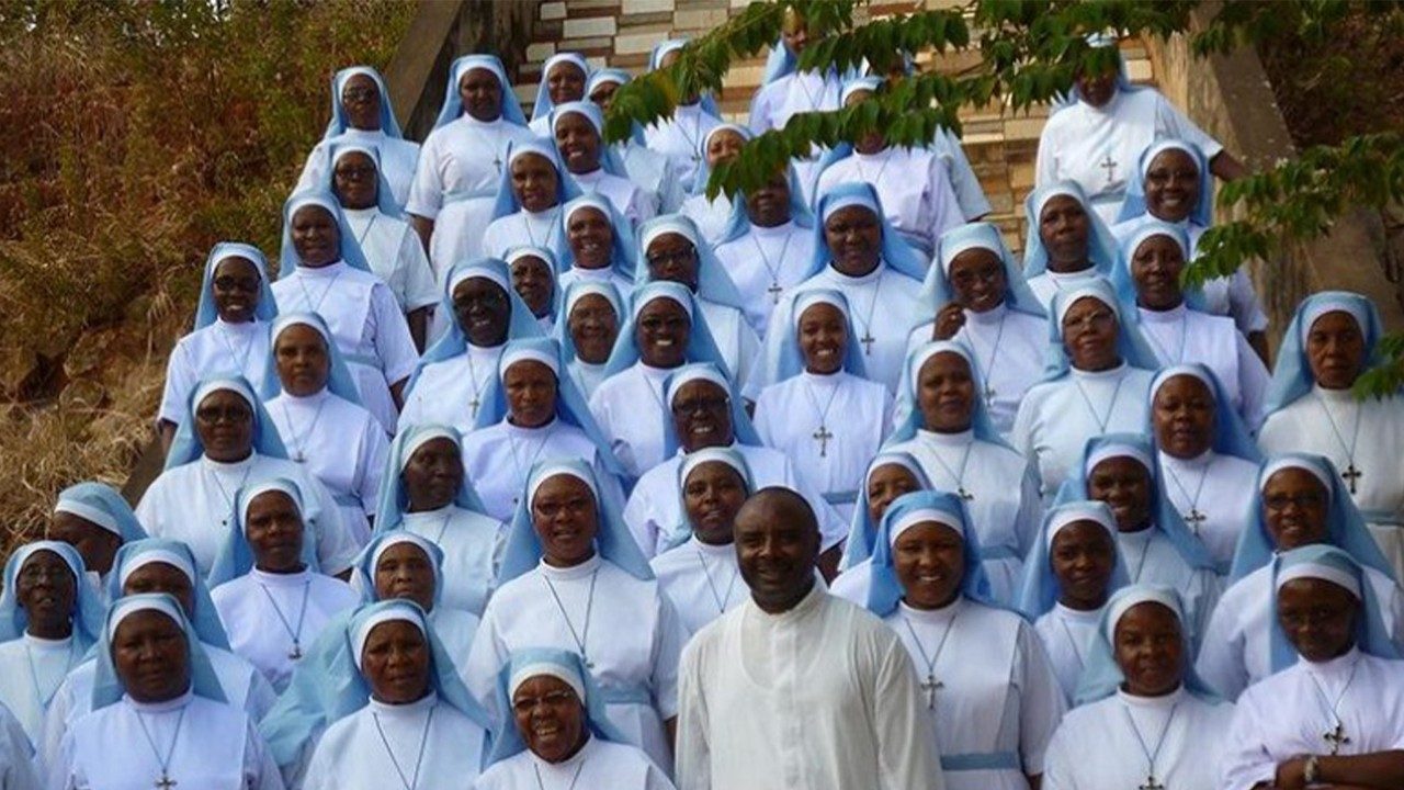 Tansania: Ordensfrauen evangelisieren über Fernsehen und soziale Medien