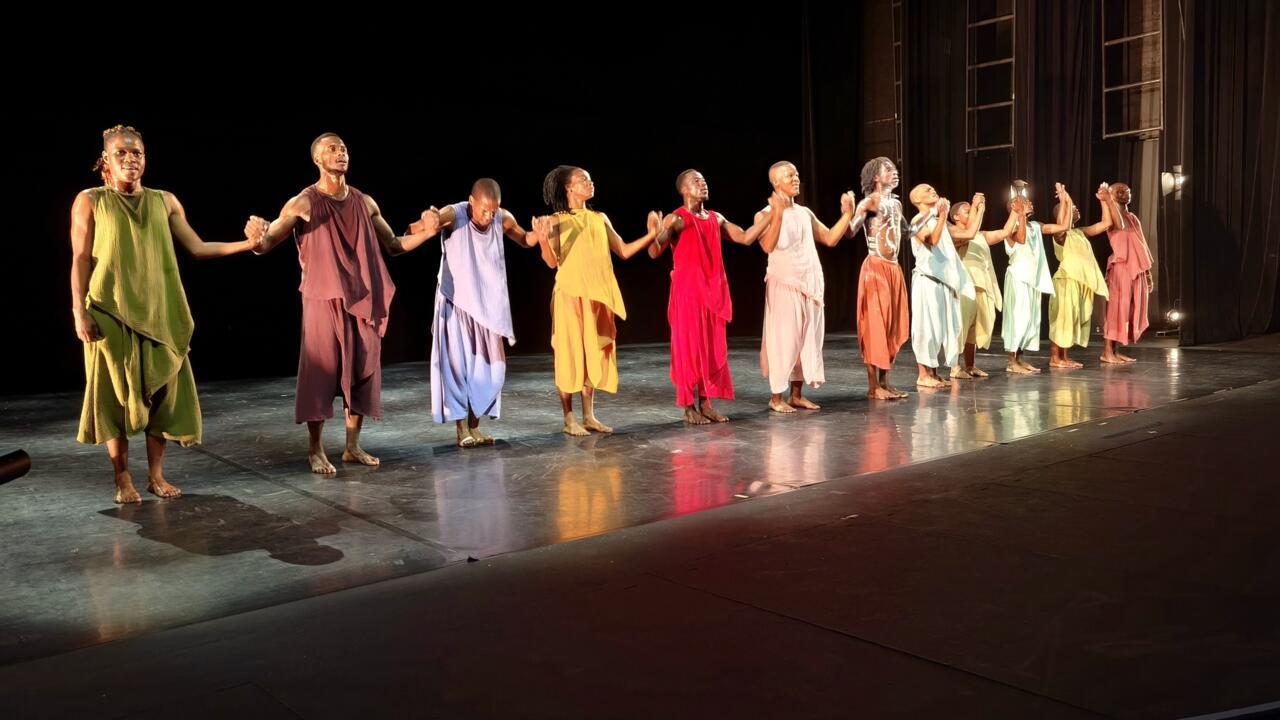 À Johannesburg, les chorégraphes Germaine Acogny et Gregory Maqoma se répondent en spectacle - Reportage Afrique