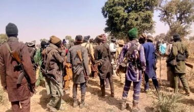 Gangs jihadistes: Des hommes armés tuent au moins 162 personnes au Nigeria