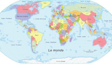 L'Afrique réduite de moitié sur les cartes ? L'Union africaine plaide pour une correction de la carte du monde qui "grossit artificiellement" l'Europe