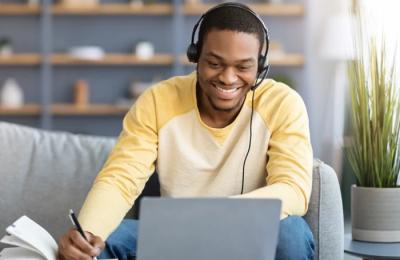 Tunisie : Skirora démocratise l’apprentissage en ligne via ses plateformes web et mobile