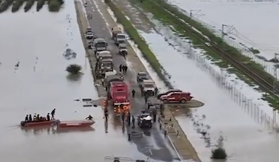 Maroc : les opérations d'évacuations des habitants se poursuivent aux environs de Sidi Slimane