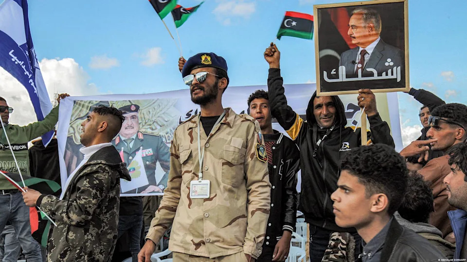 La Libye vit toujours au rythme d’un duel de légitimités.<span class="copyright">ABDULLAH DOMA/AFP</span>