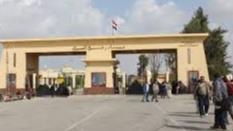 Affluence des Palestiniens retournant de l'Egypte vers la Bande de Gaza pour le troisième jour consécutif