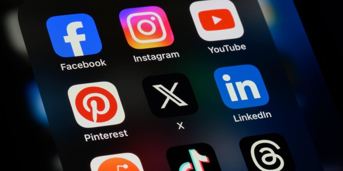 Tunisie : Une ONG appelle à l'interdiction des réseaux sociaux pour les moins de 15 ans