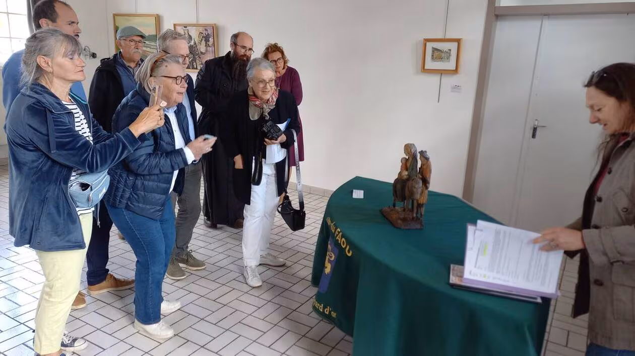 La statue la Fuite en Égypte revient au Faou après sa restauration