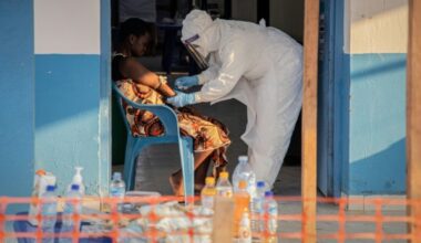Ebola pourrait coûter plusieurs milliards et des dizaines de milliers d'emplois à l'Afrique, selon l'ONU : Actualités
