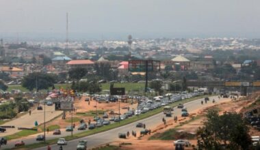 Nigeria : près de 438 milliards de nairas approuvés pour cinq projets routiers