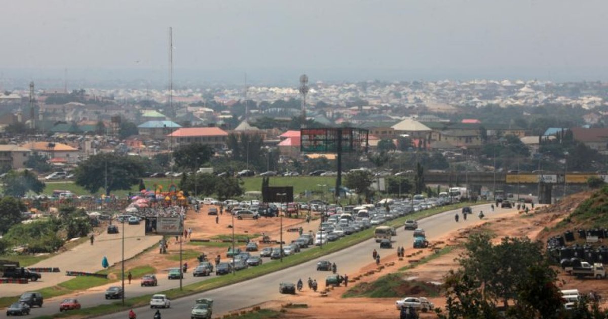 Nigeria : près de 438 milliards de nairas approuvés pour cinq projets routiers