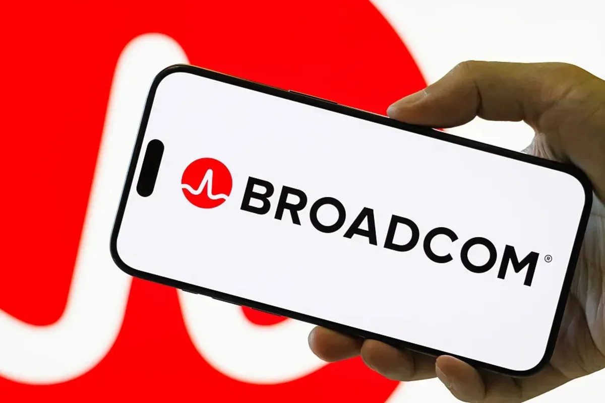 AVGO, CLS Stocks Are Gaining Today — What’s Behind OpenAI And Broadcom’s New AI Chip?