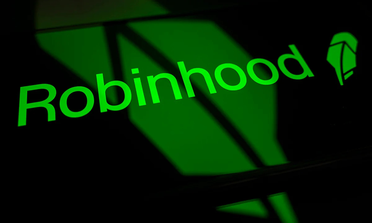 Robinhood Brings AI Agent Trading to Crypto After 70,000 Accounts Join Beta