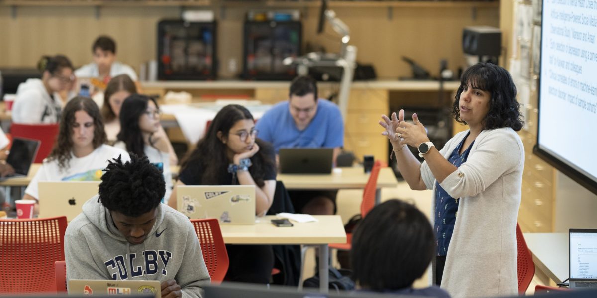 Computer science enrollment is plunging as AI reshapes how college students learn and work