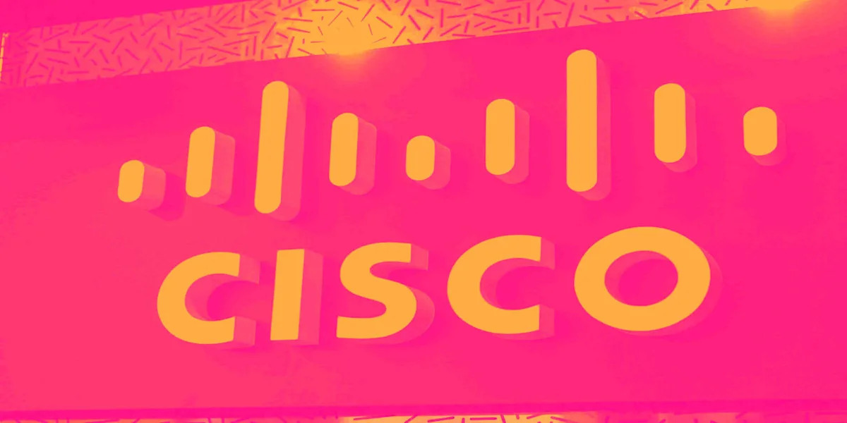CSCO Q2 Deep Dive: AI Networking Surge Drives Growth, Market Eyes Margins and Demand Durability