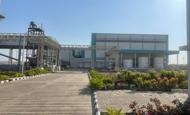 A building with a metal structure
