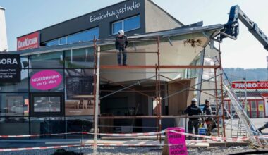 Lkw krachte in Fassade - „Reparaturen werden sicher sechs Monate dauern“