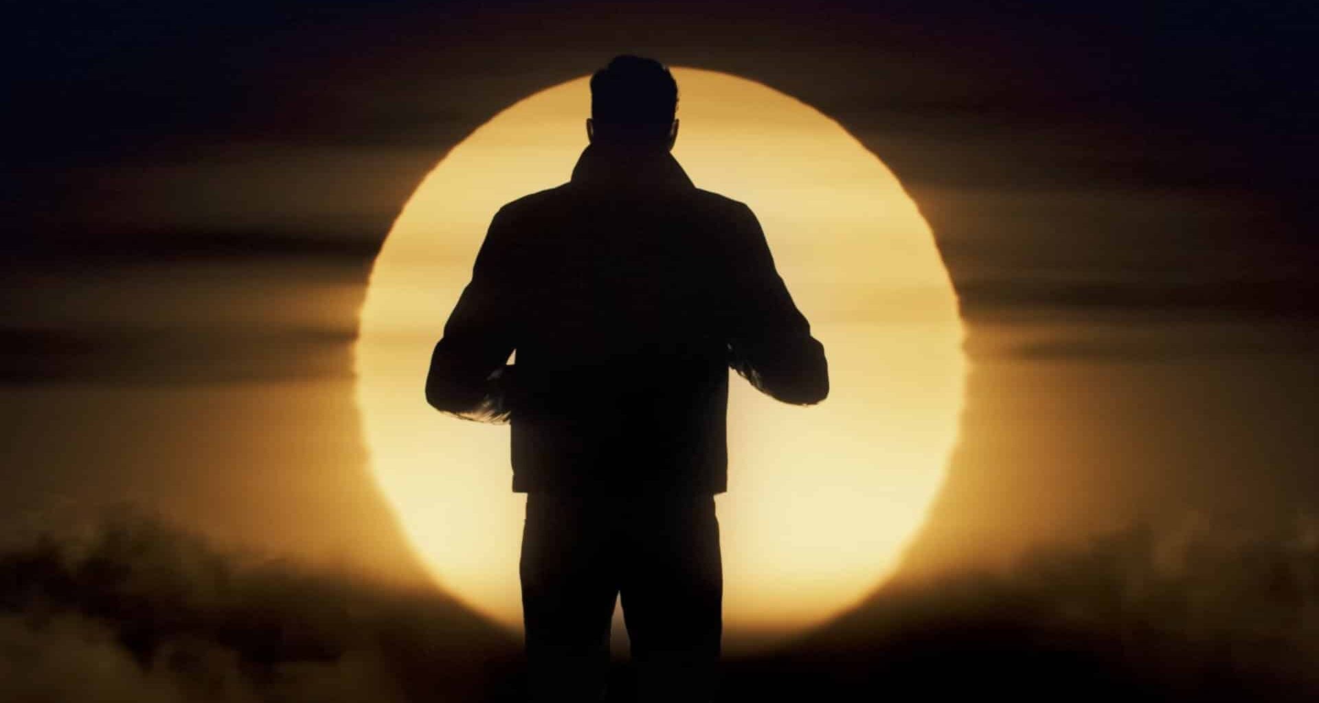 Titelsequenz lässt keinen Zweifel, dass ein echter Bond-Blockbuster bevorsteht -