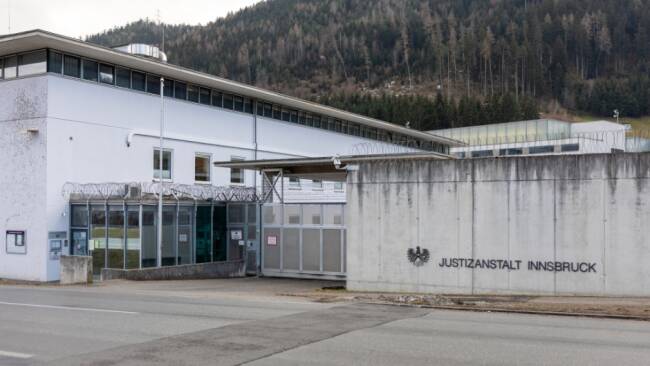 Aus Innsbruck entflohener Häftling in Wattens gefasst