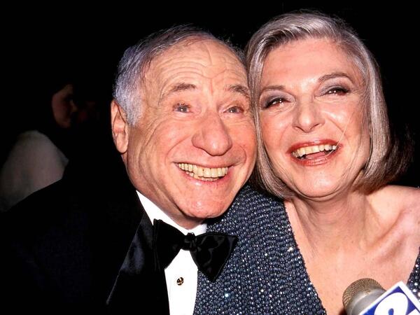ANNE BANCROFT ERIC June 8, 2005 - K22013AR SD0603.2001 TONY AWARDS.RADIO CITY MUSIC AWARDS, NEW YORK CITY..MEL BROOKS AND ANNE BANCROFT. ANDREA RENAULT - ANNEBANCROFTRETRO Copyright: xAndreaxRenaultx