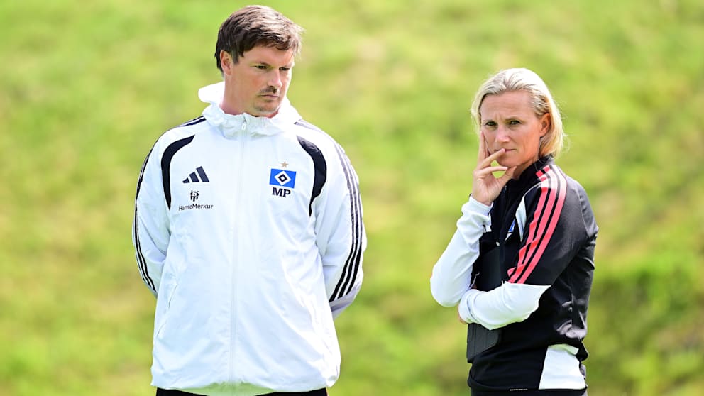 Denkt Sport-Chefin Kathleen Krüger (41) hier über einen neuen Vertrag für Trainer Merlin Polzin (35) nach?