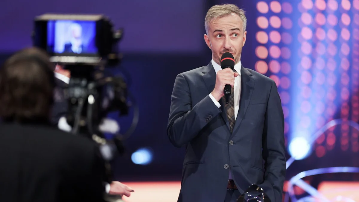 Jan Böhmermann: ZDF gewinnt vor Gericht gegen Polizeigewerkschafter Ostermann - Medien