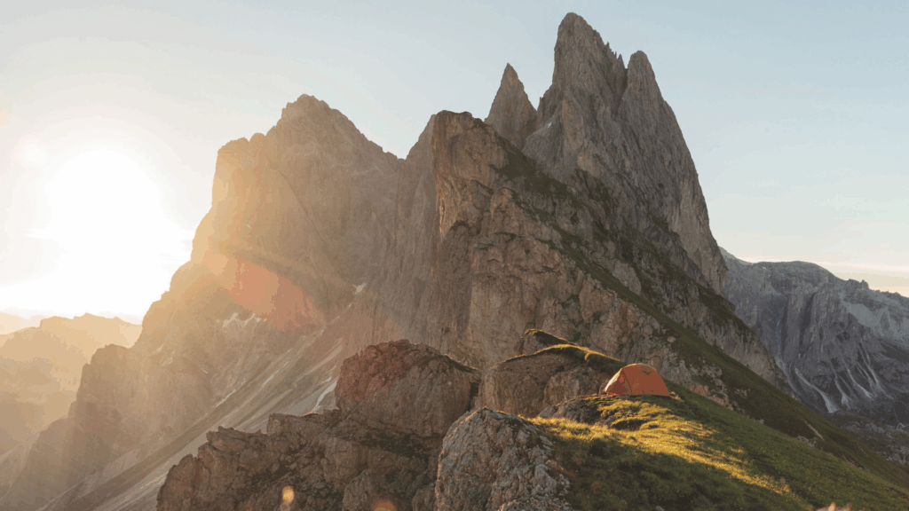 Hike statt Hangover: Was hinter dem Wandertrend steckt