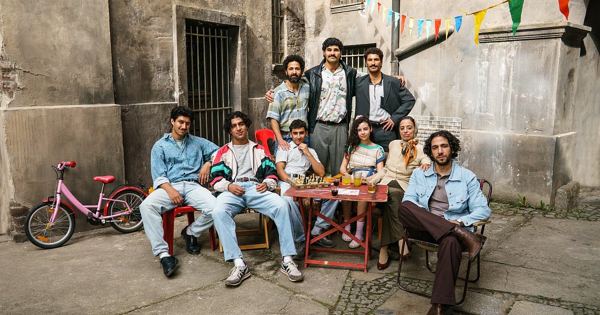 Die meisterwartete Serie Deutschlands startet – Regie führt auch ein Engeraner - Neue Westfälische