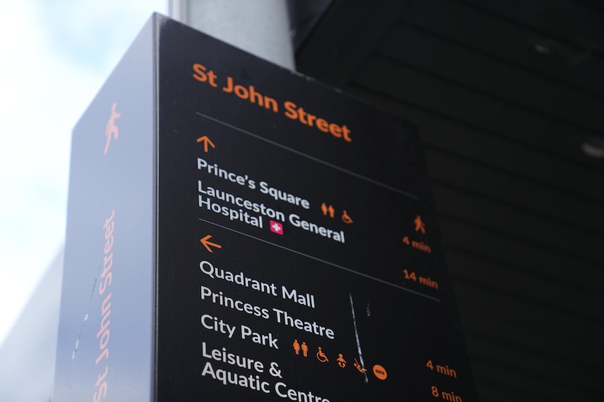 A St John Street sign