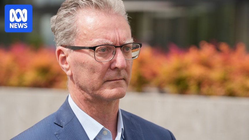 Former ACT attorney-general Gordon Ramsay facing new charges after arrest for child grooming