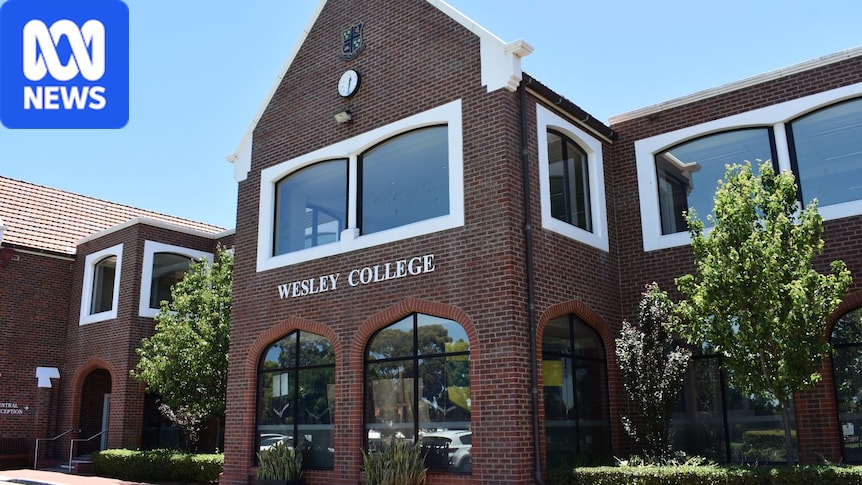 Students suspended after sharing antisemitic messages at prestigious Wesley College