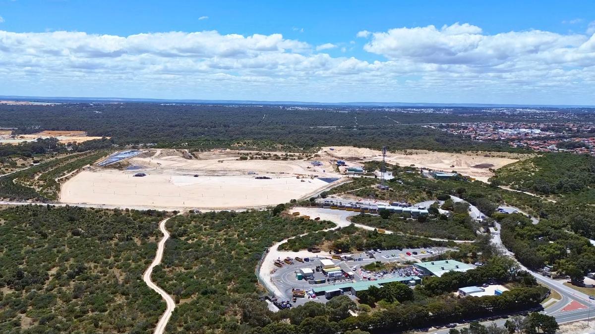 Tamala Park: Odour and groundwater risks sink landfill plans as site hit with new environmental notice