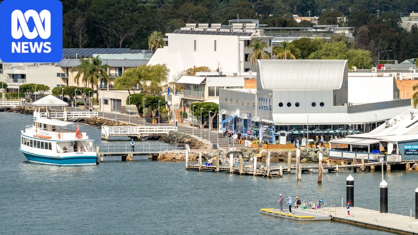 Batemans Bay hospital and emergency department to close next year despite lingering fears