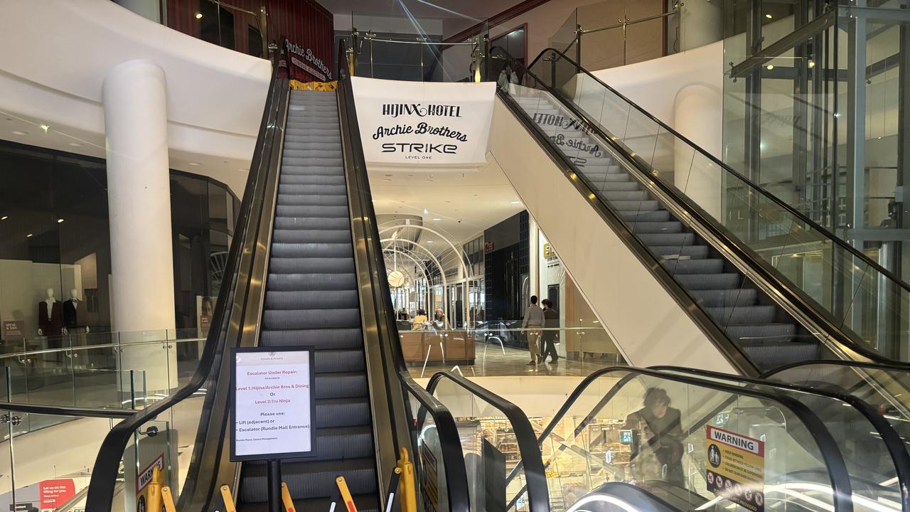 Adelaide CBD power outage forces Rundle Mall shops to close