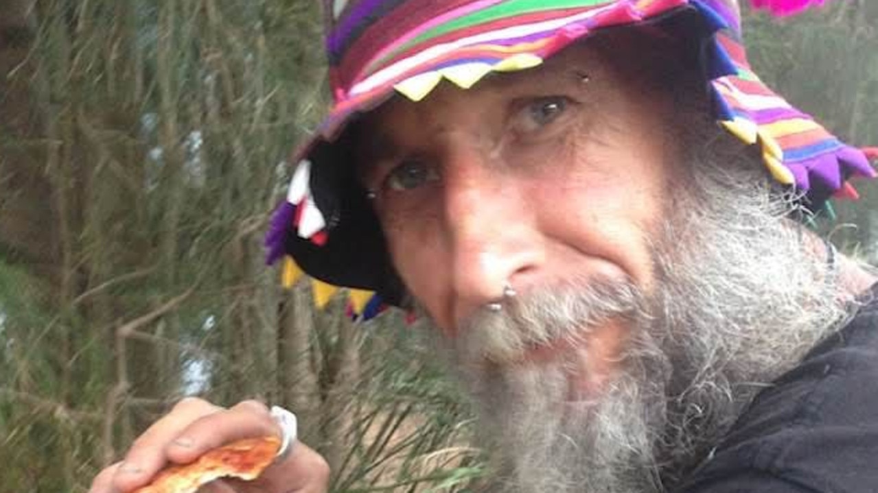 NSW Police investigating death of Narrabeen man Brett Whittaker