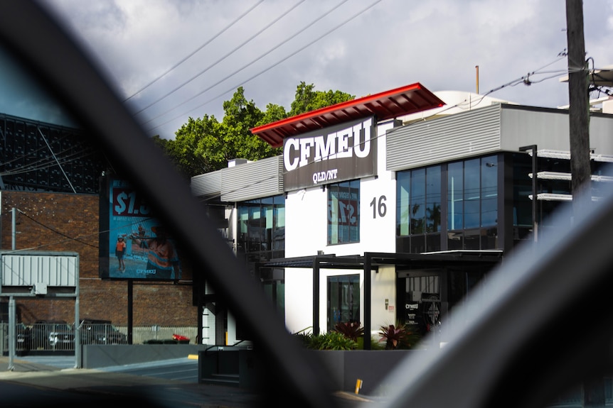 A building with a CFMEU sign