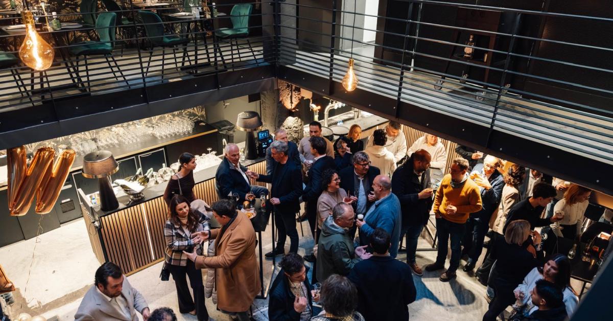 Installé dans le centre de Charleroi, le restaurant W fête son premier anniversaire et ajuste sa formule
